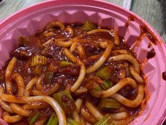 -郭小妍初见新疆炒米粉(老军营店)