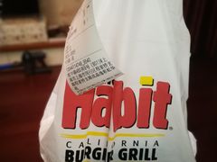-The Habit Burger Grill 哈比特汉堡(爱琴海店)
