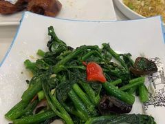 -渔意楼·驰名沙田乳鸽(五羊旗舰店)