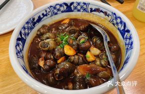 Stir-Fried Snails with Garlic