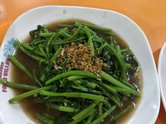 -班赞海鲜市场胖阿姨加工点