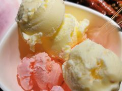 香草冰淇淋-哥老官重庆美蛙鱼头(宝山龙湖店)