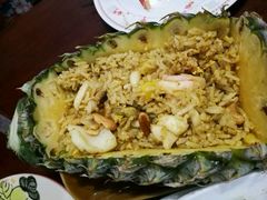 -Dang restaurant (patong phuket)