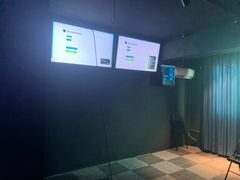 -VR间客漫虚拟现实体验馆(汉街店)