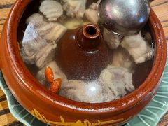 松茸汽锅鸡-中8楼风尚云南菜(颐堤港店)