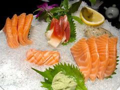 三文鱼刺身-上井料理黑金店(IFS国金中心店)