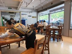 -大家发海鲜城夜排档(华山中路店)