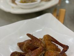 红烧中鸽-勒南公舍(龙江店)