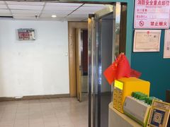 -荒岛实景沉浸密室(江汉路1店)