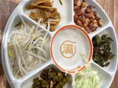 -小满手工粉(上海新世界城店)