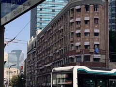 -星巴克臻选(上海今潮8弄店)