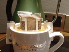 -缦咖电竞酒店(北京鸟巢红军营地铁站店)