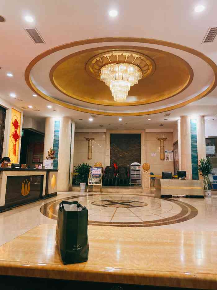 怡和紫金大酒店-"好找,不过万源不怎么好耍,环境满意好评,.