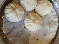 传统三鲜包子-狗不理(贵宾楼店)