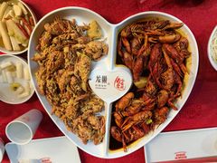 -龙巢盱眙龙虾·牛蛙·烧烤宵夜(八卦岭店)