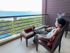 -三亚湾海居铂尔曼度假酒店