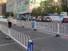 -盒马鲜生(红莲店)