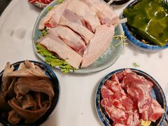 -得意咚瓜·顺德鱼生·冬瓜火锅(深圳首店)