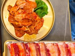 -围炉肉舍•炭烤活鳗•丹东海鲜烤肉(步行街店)