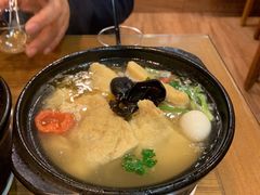 -三鞭一花·独一处·元英砂锅(海光寺店)