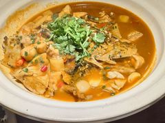 -魏铭鱼头捞饭(晋阳路店)