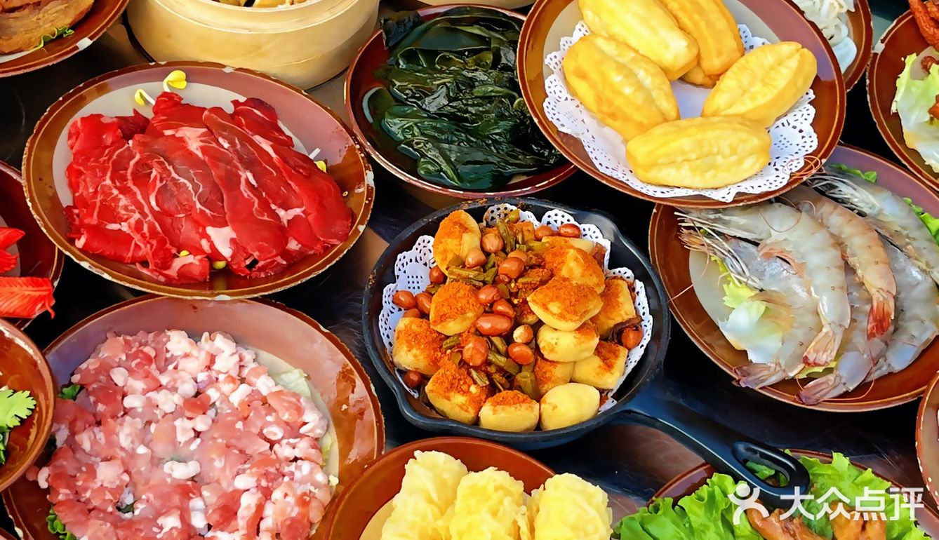 乌鲁木齐一口误终生的酸汤火锅🍲…juju好吃[流泪] 
