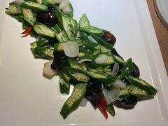 百合炒秋葵-辛香汇·现炒川菜(淮海路百盛店)
