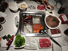 -海底捞火锅鲜切牛肉主题店(长寿路店)