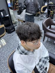 -藤野造型专业烫染接发