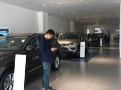 -云南新双立进口大众4S店(滇池店)