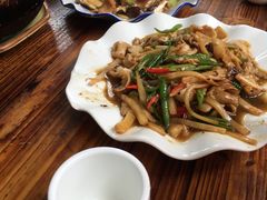 酸笋炒大肠-始兴县农家小院餐馆