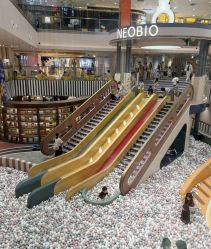 -奈尔宝家庭中心·亲子餐厅(长沙运达汇店)