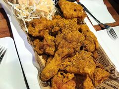 咖喱粉炸鸡-BHC炸鸡(明洞总店)