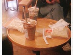 -星巴克(武康路店)