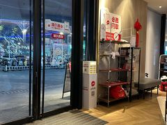 -必胜客(尹山湖歌林公园店)