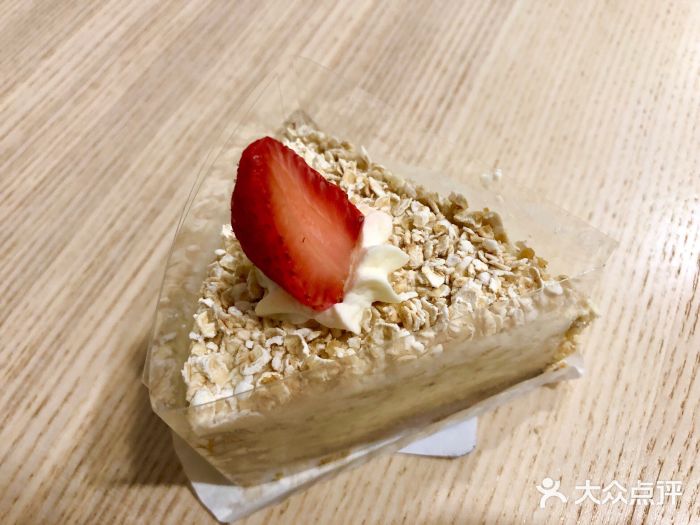 COVA(新天地Xintiandi店)招牌燕麦蛋糕图片
