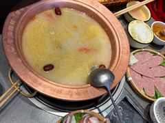 -阿婆情腊排骨火锅·野生菌季(古城旗舰店)