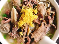 -潮镇老尾牛杂(环城西路店)