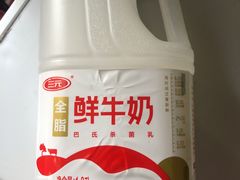 三元全脂鲜牛奶-盒马鲜生(龙德广场店)