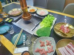 -臻牛烤肉