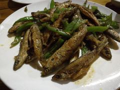 香酥小河鱼-瑶家饭庄
