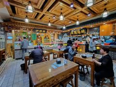 大堂-伊穆祥牛肉面总店·清真