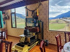 -鲁朗边巴次仁农家石锅