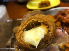 -BHC炸鸡(明洞总店)