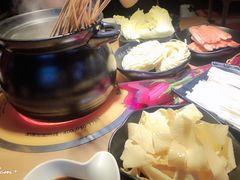 -尚品小土屋涮毛肚(李沧万达店)