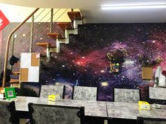 -臻鲜燕海鲜融合餐厅(金陵style店)