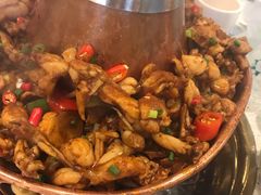 -老佛爷铜炉蛙锅(海岸城店)