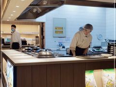 -蜜桃餐厅·伴山(湖滨商业街店)