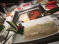 -海底捞火锅鲜切牛肉主题店(长寿路店)