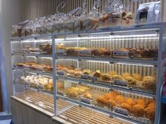 -85度C(生甜甜圈研究工坊·上海局门店)
